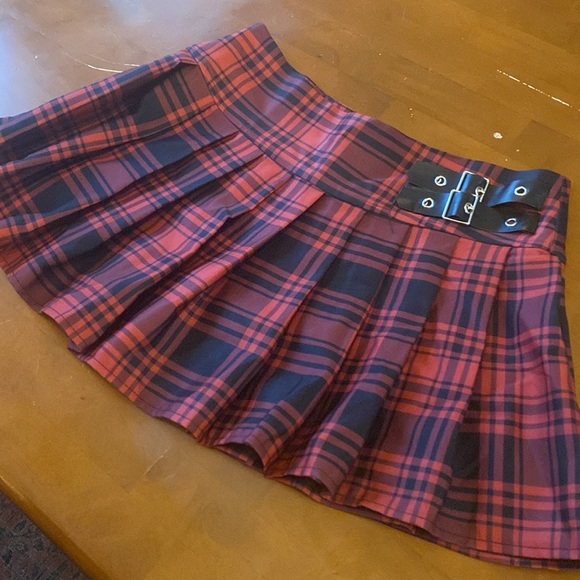 Sexy plaid skirt - Picture 3 of 16